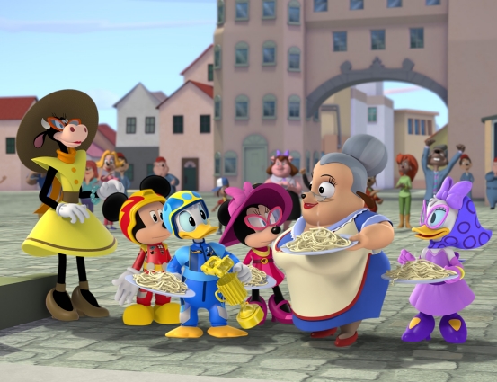 Clarabella, Topolino, Paperino, Minnie e Paperina nell'episodio a Roma